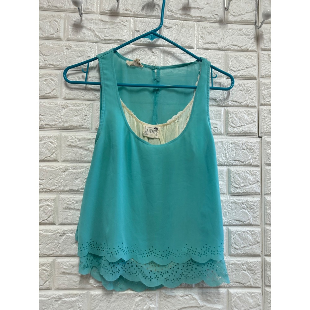 LA‎ Hearts Turquoise Layered Scalloped Laser Cut Open Back Tank Top Medium